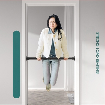 Метална релса за дрехи за спалня – модерен минималистичен стил, за окачване на дрехи, пусната през зимата на 2017 г.