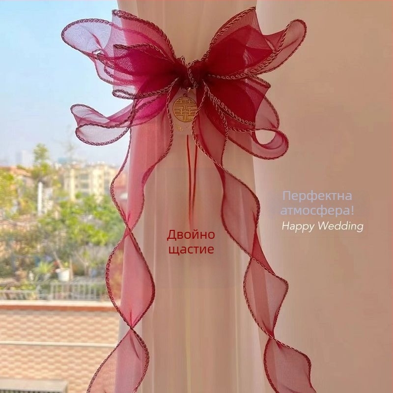 Сватбени завесни връзки с копринено цвете – универсален стил