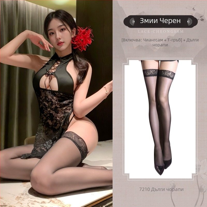 Ципао рокля с прозрачен дантелен прорез и висока яка; Lace + milk silk плат; полиестер