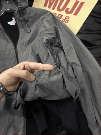 Жакет с качулка за слънцезащита, лека полиестерна материя 95%+, UPF50+, цип и странични джобове, летен casual стил