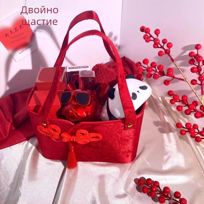 Шаферска подаръчна кутия в китайски стил с мотив цветна кошница, кръгла форма, хартиен материал, за сватби