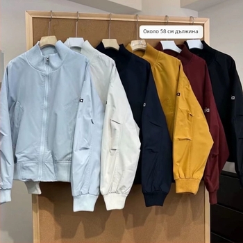 Бейсболно яке, без ръкави, Chenille плат, 50–70% спандекс, стояща яка, дължина 50–65 см