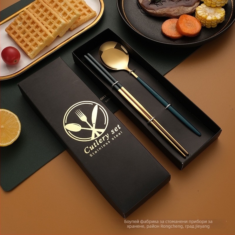 Неръждаем комплект прибори за хранене: нож, вилка, лъжица и палочки за хранене – 410 неръждаема стомана, огледално полирани, подаръчна опаковка, възможност за персонализация