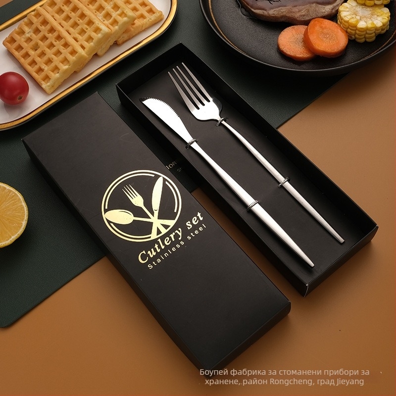 Неръждаем комплект прибори за хранене: нож, вилка, лъжица и палочки за хранене – 410 неръждаема стомана, огледално полирани, подаръчна опаковка, възможност за персонализация