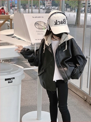 Детско момичешко PU кожено яке в корейски стил с сваляща се качулка и цип за закопчаване