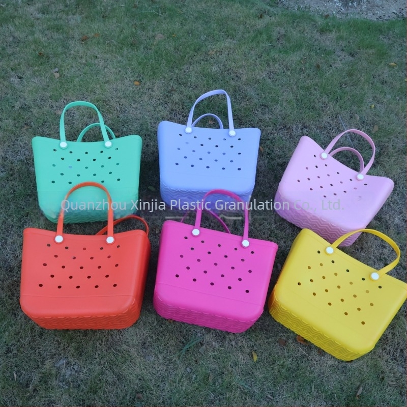 Торба Tote — градска простота, PVC материал, EVA подплата, вертикална квадратна форма, подвижна дръжка