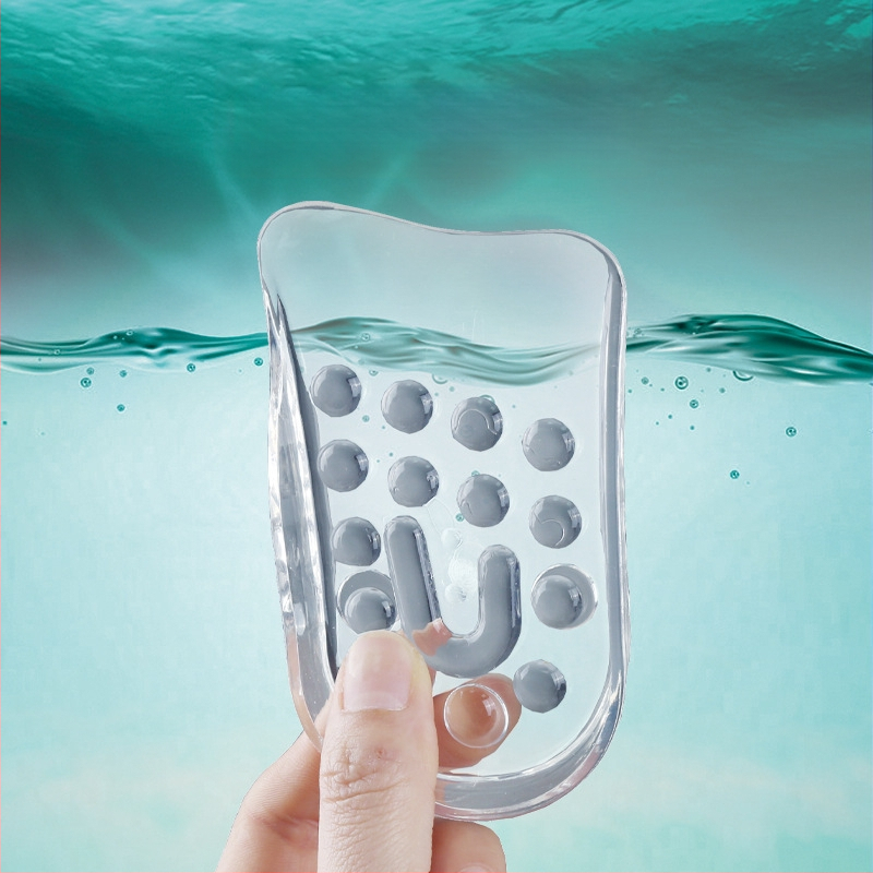 Permatomas penkių sluoksnių audinys, leidžiantis reguliuoti vyrų ir moterų aukštį. Nematomas paminkštinimas su puse pagalvėlės. Kulno pagalvėlė.