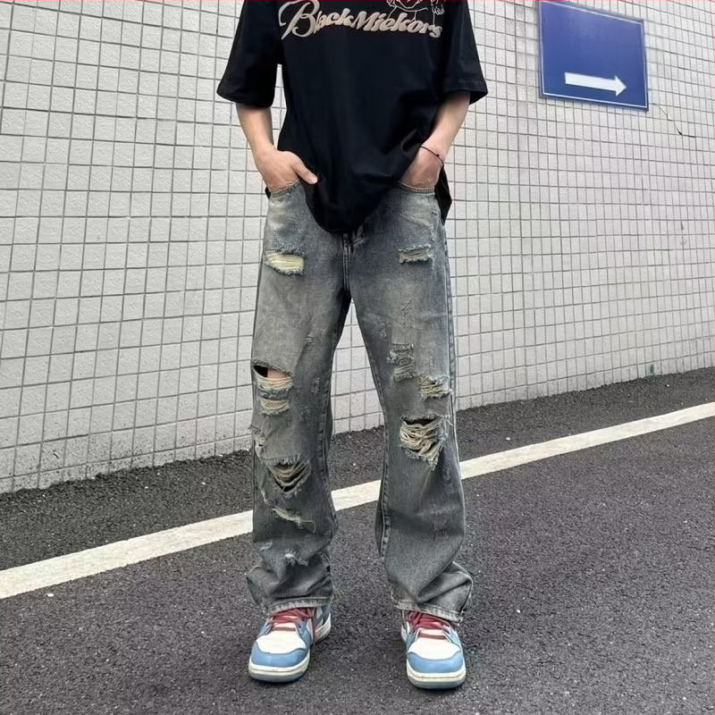 Retro mosott, régi, szakadt férfi farmer, Tide márkájú, egyenes csőnadrág, egy generációnyi haj