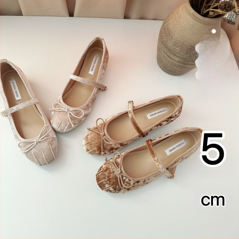 Női belső magasságnövelő cipők Francia velúr masni malacorrú balettcipők Női lapos talpú Mary Jane cipők csattal