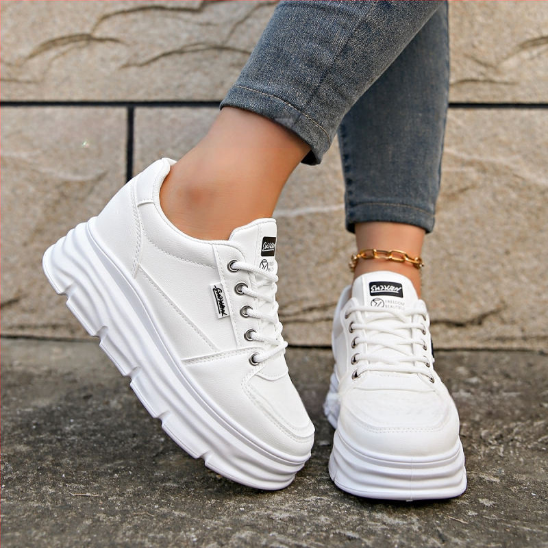 2024 m. vasaros ir rudens nauji storo dugno vidinio aukščio padidinimo studentų „Milk Cat Leisure Joker“ tarpvalstybinės užsienio prekybos plius dydžio sportbačiai