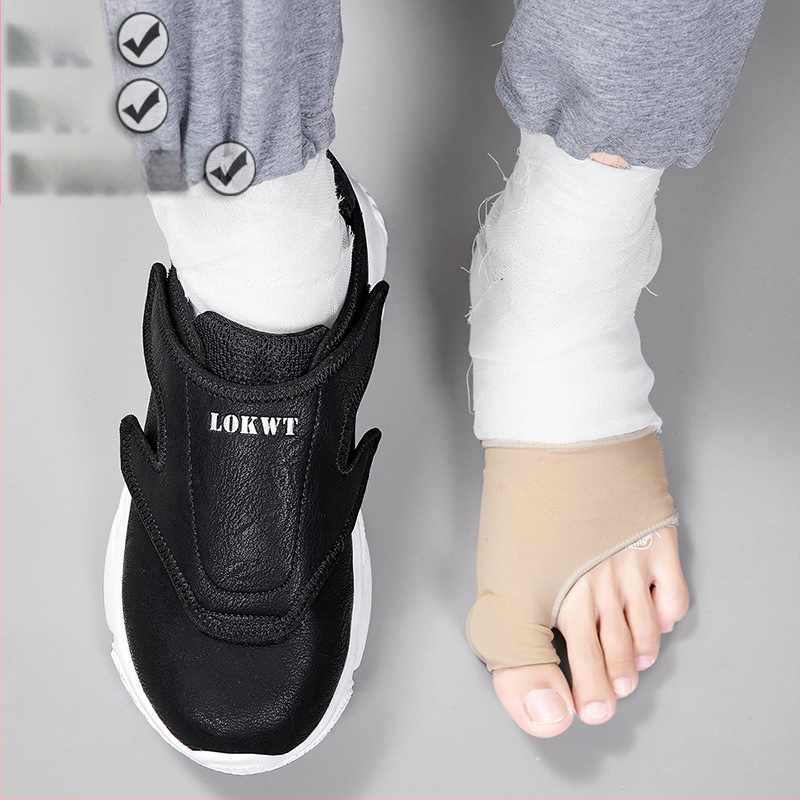 Odiniai platūs vyriški batai, storėjantys, išsipūtusios pėdos, patinusios, vaikščiojimo batai, plačios pėdos, sustorėjusios, šilti, senų žmonių nykščio valgus, specialūs batai.