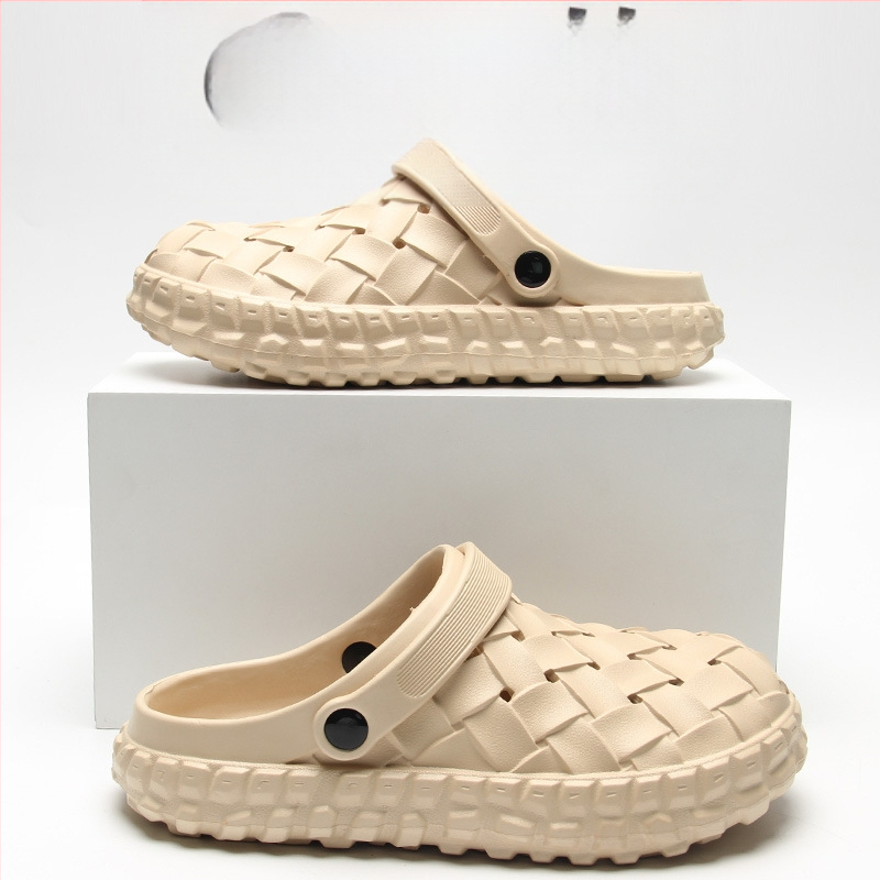 Gyárilag közvetlen puha talpú EVA csúszásmentes, nem büdös férfi kültéri viseletre alkalmas lyukas cipő strandszandál raktáron nagykereskedelemben