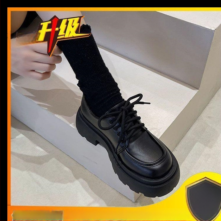 Brit stílusú vastag talpú bőr női cipők 2024 Új tavaszi sokoldalú fekete jumpy egyrétegű cipők muffin mokaszinok divatos