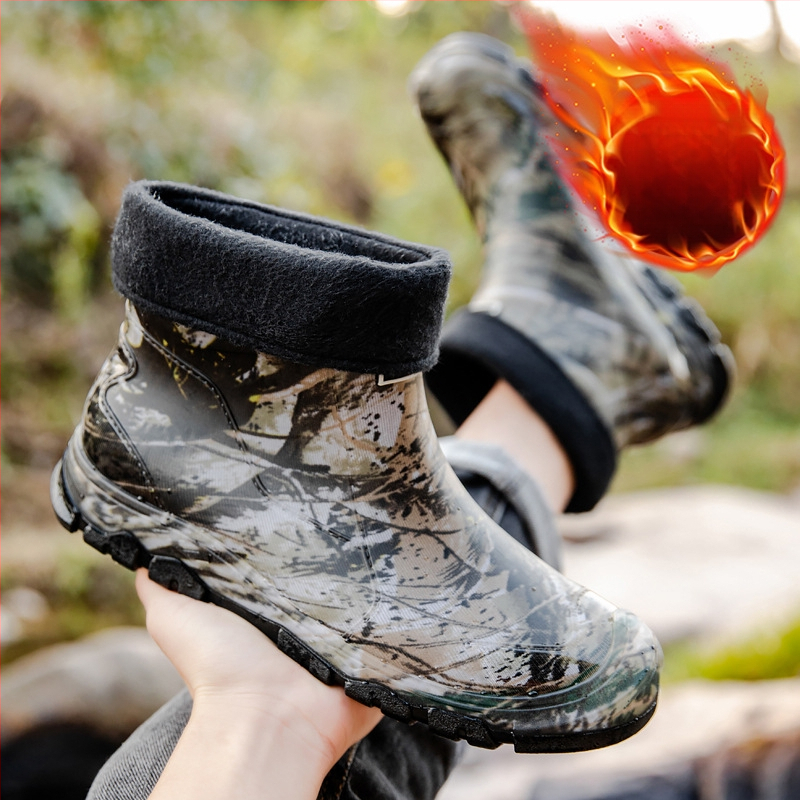Νέα ανδρικά παπούτσια βροχής με κοντό σωλήνα, αδιάβροχα παπούτσια καμουφλάζ, αντιολισθητικά, ανθεκτικά στη φθορά, ζεστά, ενσωματωμένα παπούτσια εργασίας από καουτσούκ για άνδρες