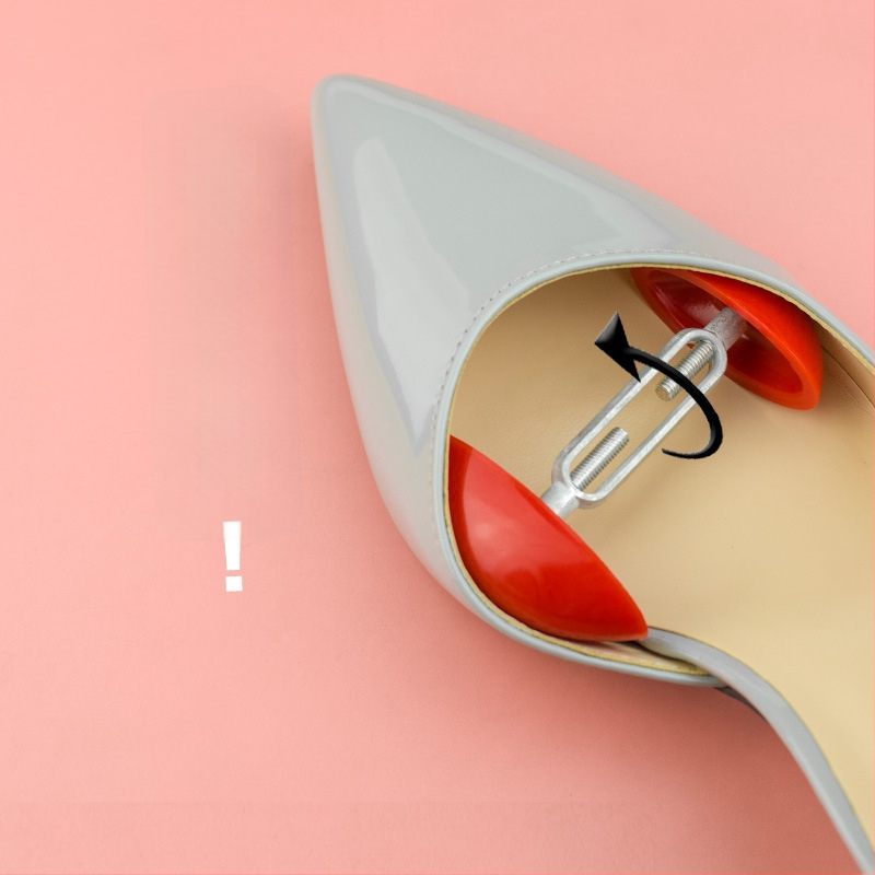 Gamykloje tiesiogiai reguliuojamas mini batų atramos formos plastikinis aplinkai atsparus batų plėtiklis, imitaciniai raukšlių batai, yra sandėlyje.