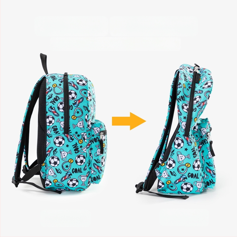 Algkooli koolikott kolmeosaline koomiksitrükiga jalgpalliga laste seljakott koorem kerge õlakott tootjad hulgimüük