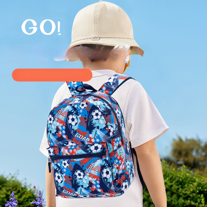 Piiriülene laste koolikottide kolmeosaline komplekt kerge multifunktsionaalne koolikottide koomiksiga trükitud seljakott algkooliõpilastele