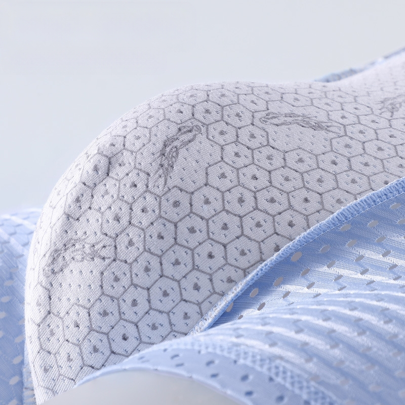 Vīriešu apakšveļas sieta bezšuvju antibakteriālas bokseršorti no Ice Silk auduma, elpojoši, pavasara un vasaras bokseršorti, kurus var nosūtīt jūsu vārdā.