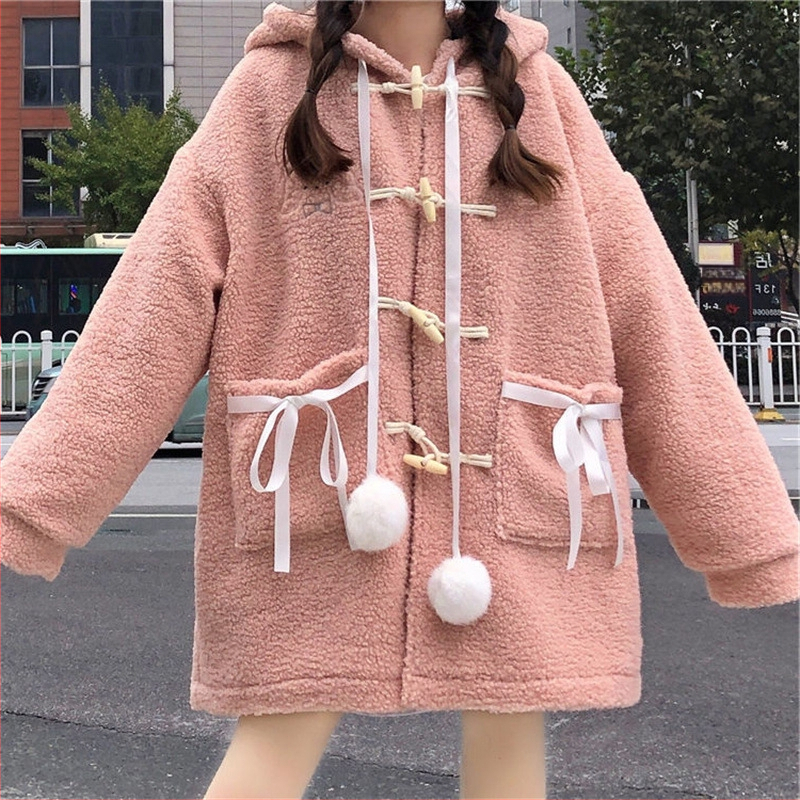 Japoniško stiliaus meškiuko siuvinėtas gobtuvas, moteriškas rudens ir žiemos laisvas, tingaus stiliaus, su vilnos pamušalu, storas ėrienos vilnos paltas.