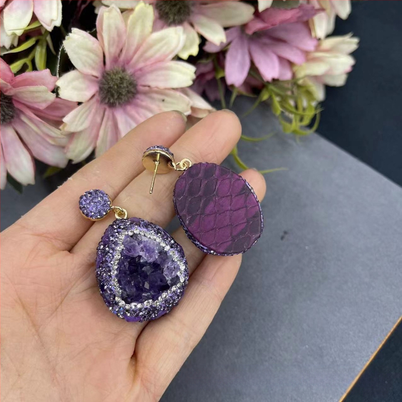 Urugvajas ametista TikTok tiešraides karsti pārdotie auskari ar čūskādas dibenu, augstas kvalitātes dabīgā akmens vintage rotaslietas