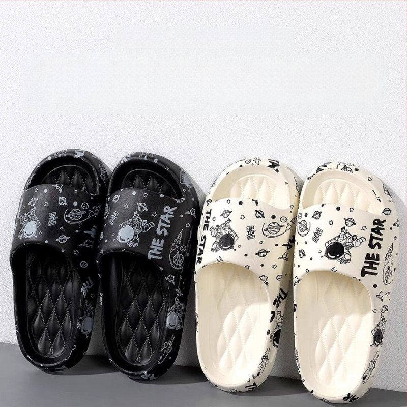 Žengiant ant išmatų, vyriškos vasarinės lauko šlepetės, vonios kambario neslystančios EVA sandalai ir šlepetės, moteriškos