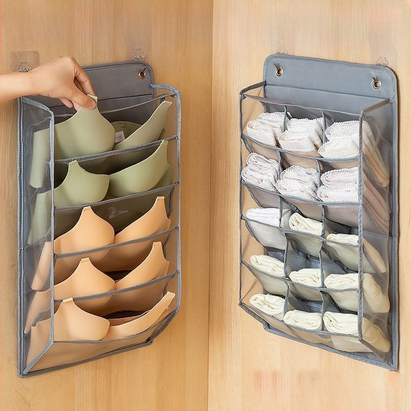 Pakabinama laisvai laikoma spinta, tvirtinama prie sienos, apatiniai drabužiai, bendrabučio krūtinės kojinės, perforuota daiktadėžė, daiktadėžės krepšys