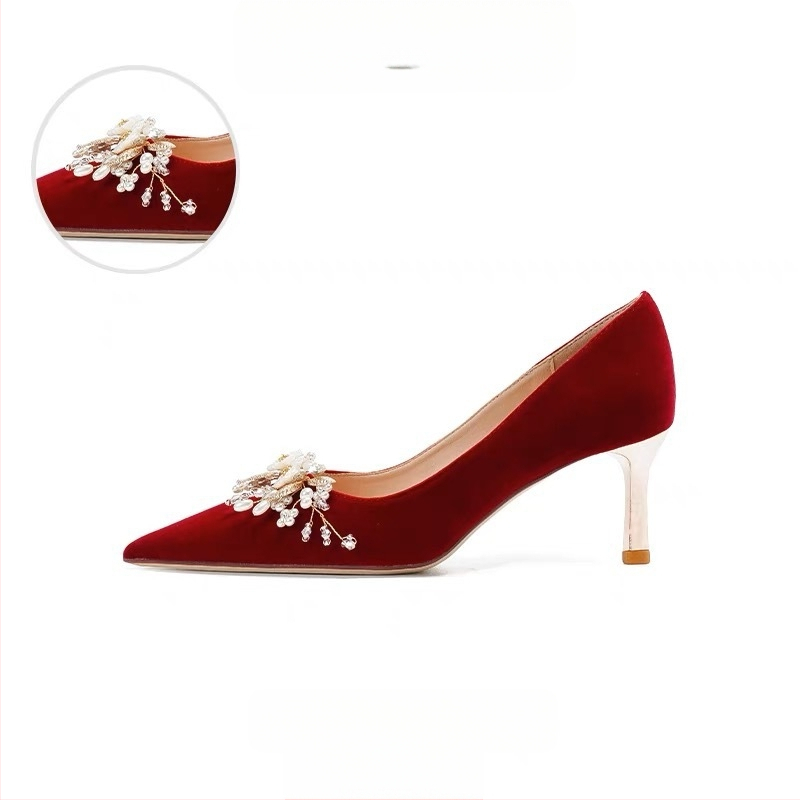 Glavna vjenčanica Vjenčane cipele Nisu umorna stopala 2024 Nova kristalno crvena haljina Kineska mladenka Hexiu Dva odijela Gao Yun Hao