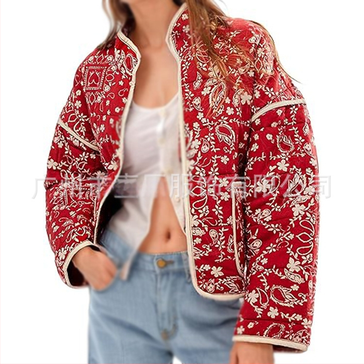 Tarpvalstybiniai Europos ir Amerikos 2025 m. „Amazon“ žiemos nauji prancūziški retro raštuoti medvilniniai viršutiniai drabužiai su gėlėtais trumpais medvilniniais viršutiniais drabužiais moterims.