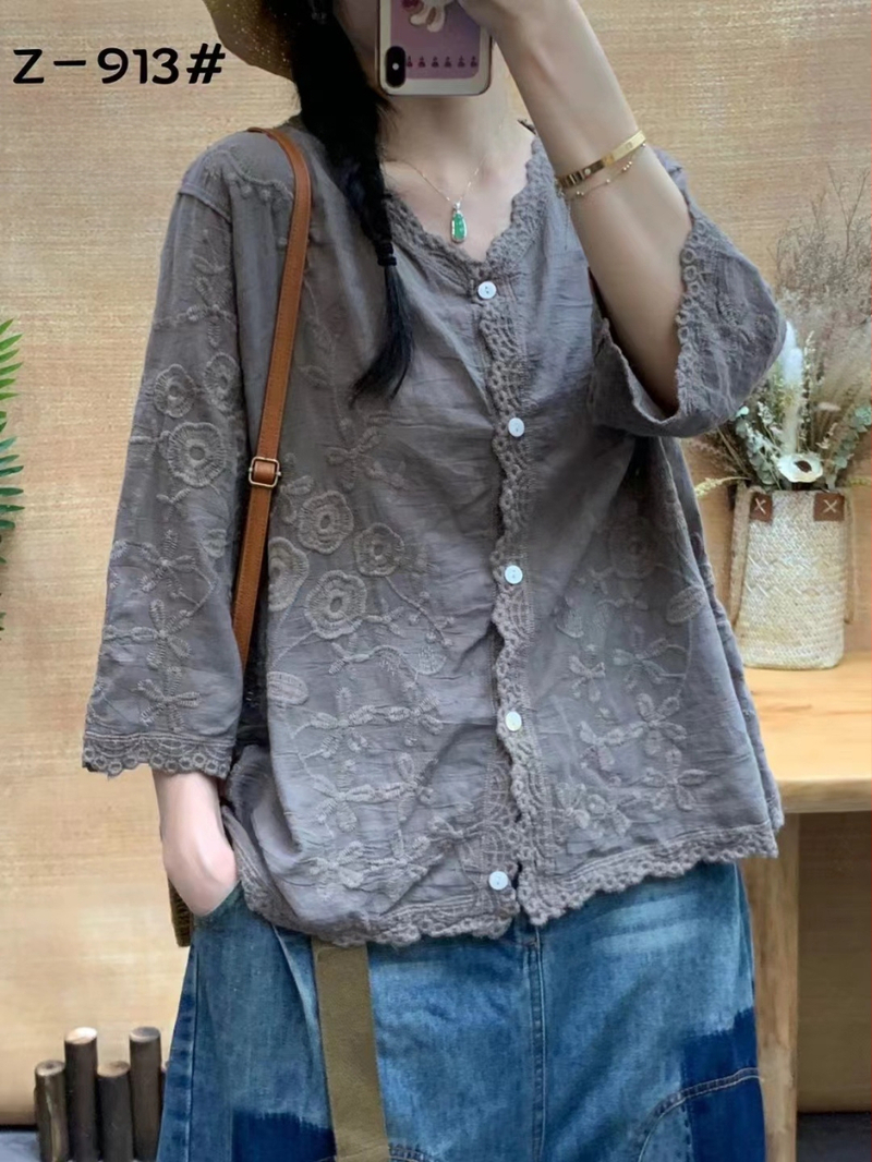 Retro jednofarebný sedembodový rukávový top košeľa 2024 Leto Nový trojrozmerný vyšívaný čipkovaný elegantný dámsky top kardigan