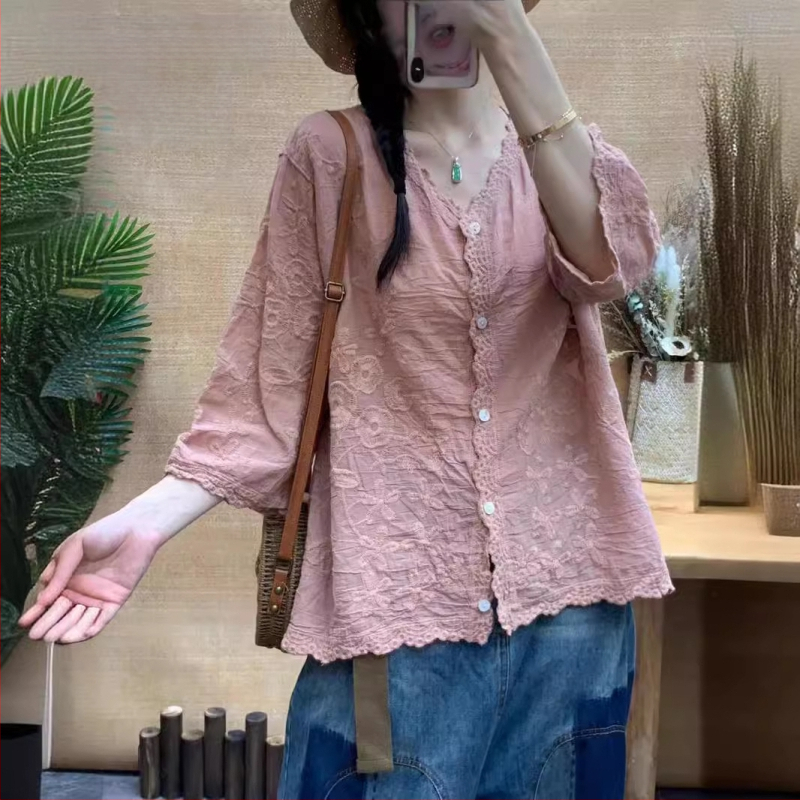 Retro jednofarebný sedembodový rukávový top košeľa 2024 Leto Nový trojrozmerný vyšívaný čipkovaný elegantný dámsky top kardigan
