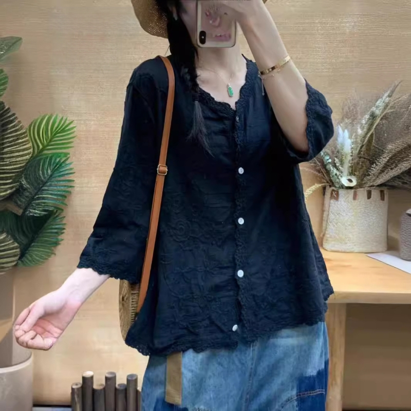 Retro jednofarebný sedembodový rukávový top košeľa 2024 Leto Nový trojrozmerný vyšívaný čipkovaný elegantný dámsky top kardigan