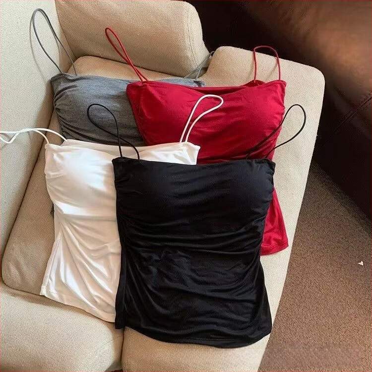 Aštuonių padėčių padažas yra sandėlyje „Spice Girl Pure Desire“ klostuotos moteriškos kelnaitės su plonu petnešėliu, saldaus ir seksualaus stiliaus be rankovių, mažo dydžio.