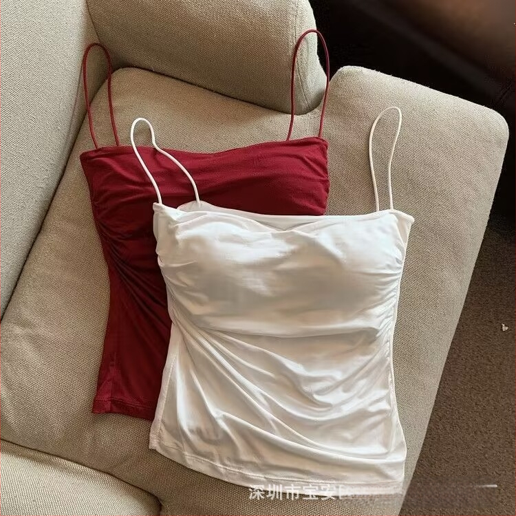 Aštuonių padėčių padažas yra sandėlyje „Spice Girl Pure Desire“ klostuotos moteriškos kelnaitės su plonu petnešėliu, saldaus ir seksualaus stiliaus be rankovių, mažo dydžio.