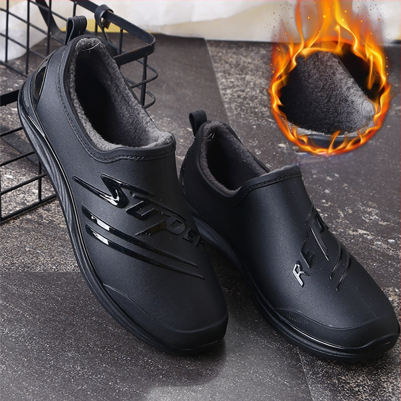 Ανδρικά παπούτσια νερού Cross-Border, νέες φλατ αντιολισθητικές μπότες βροχής, αδιάβροχες, ζεστές, μονόχρωμες, ανοιξιάτικες και φθινοπωρινές ανδρικές μπότες βροχής