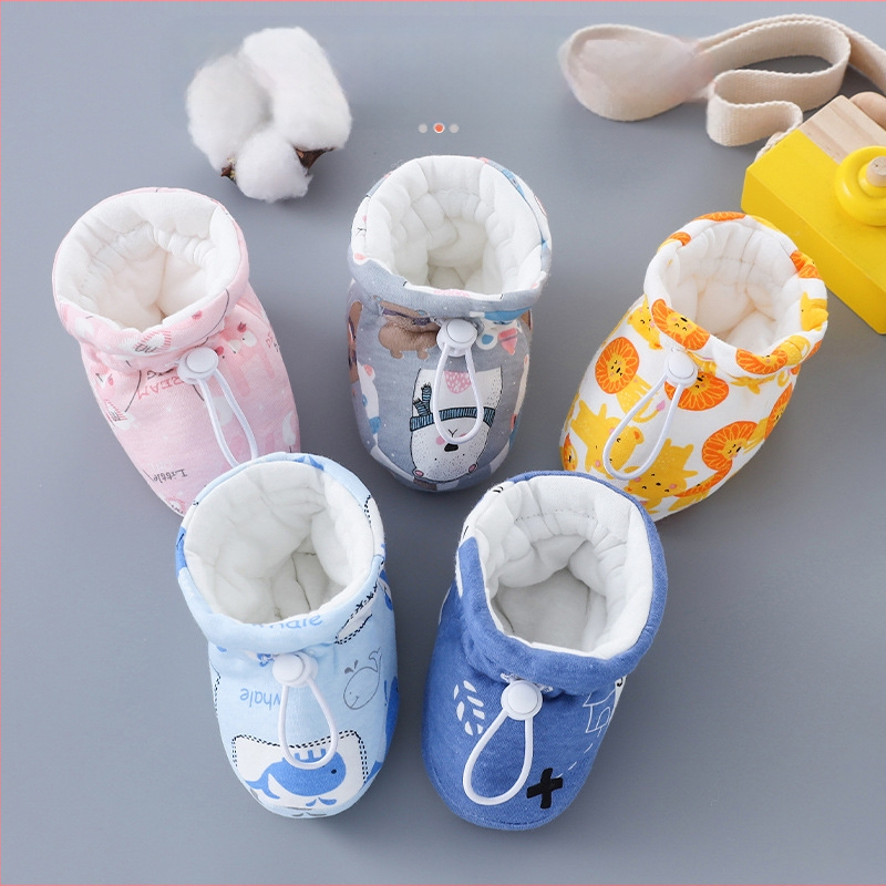 Vastsündinud beebi puuvillased kingad, puuvillased sokid, talvised beebikingad, soojad fliisvoodriga, paksendatud pehme tallaga poistele ja tüdrukutele