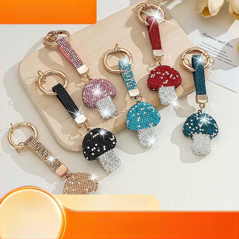 Amazoni teemantvõtmehoidja kott isetegemise kaunistused väikesed kingitused Euroopas ja Ameerika Ühendriikides peene autovõtme ripatsitootjate hulgimüük