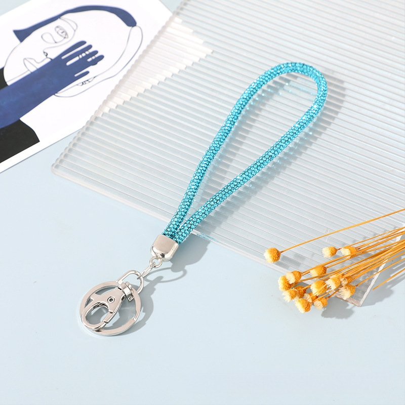 Amazoni teemantvõtmehoidja kott isetegemise kaunistused väikesed kingitused Euroopas ja Ameerika Ühendriikides peene autovõtme ripatsitootjate hulgimüük