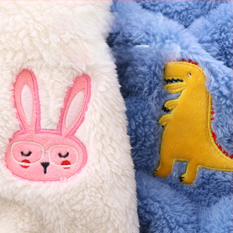 Laste korallfliisist kodukostüüm poistele ja tüdrukutele 22 sügis-talv pluss fliisist multifilmikomöödia lapsevanemale-lapsele mugav puuvillafliisist pidžaamakomplekt