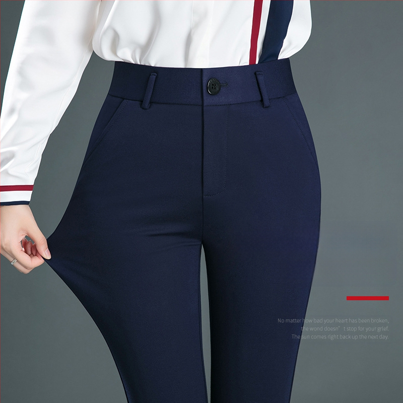 Pavasario ir rudens vidutinio amžiaus mamoms skirtos laisvalaikio kelnės aukštu liemeniu, elastingos, didelių dydžių, storų mm megztų, liekninančių kelnių su varpelio formos apačia, gamintojo.