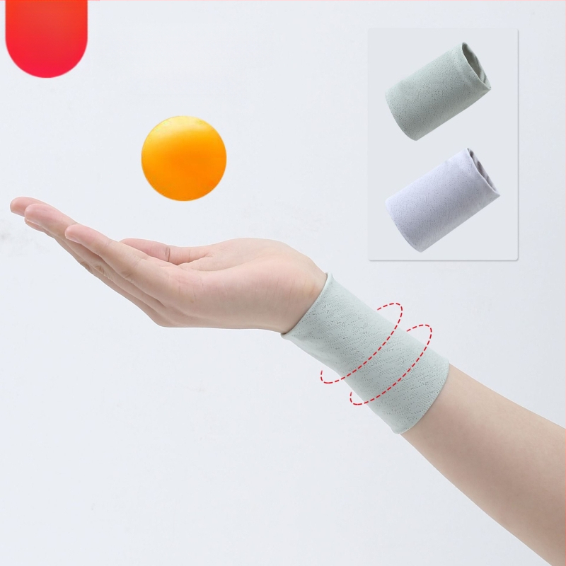 Tiesiogiai iš gamyklos parduodamas plonas vasarinis sportinis apyrankės dirželis, skirtas vėsiam riešo dirželiui vyrams ir moterims, skirtas prakaitą sugeriančiam, kvėpuojančiam ledo rankovių randų uždangalui.