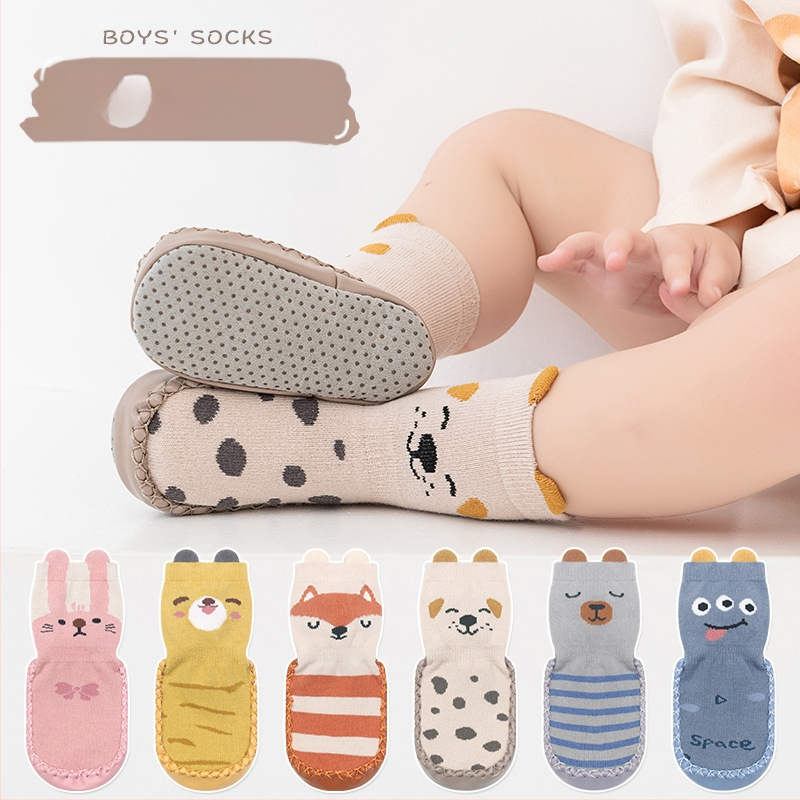Korea stiilis libisemiskindlad beebikingad, sokid, kingad, imikud ja väikelapsed, liimiga põrandasokid, stereokoomiksiga nahast tallaga sokid