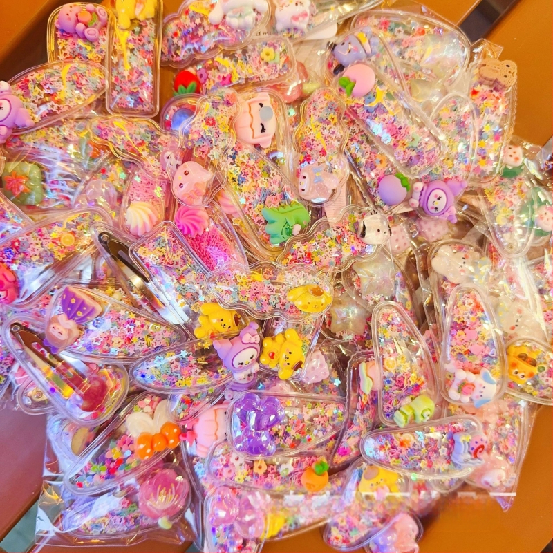 100 vnt. pakuotė ~ Mini segtukai, raudoni, purtomi, vaikiški kirpčiukai, nulūžę plaukai, maži segtukai, dovanų kioskas, kuriame parduodami segtukai