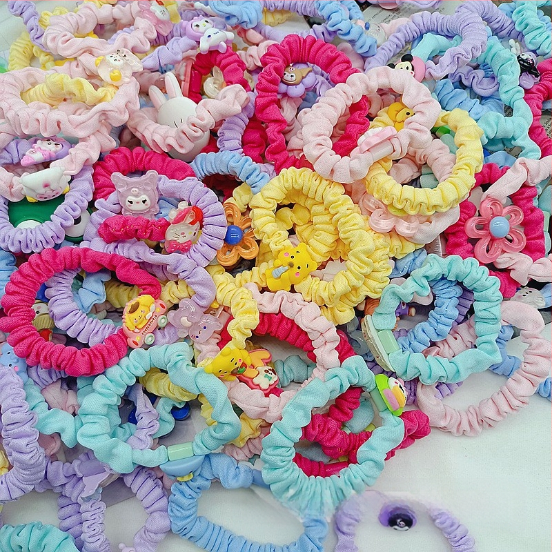 100 vnt. pakuotė ~ Mini segtukai, raudoni, purtomi, vaikiški kirpčiukai, nulūžę plaukai, maži segtukai, dovanų kioskas, kuriame parduodami segtukai