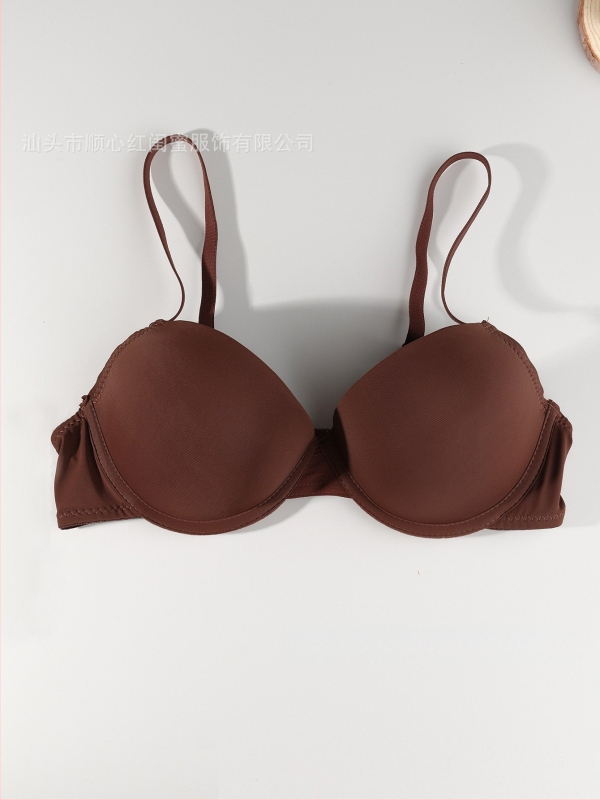 Seksuali, lankeliais puošta „Push-up“ liemenėlė iš „Temushein“ iš „Amazon“. Toks pats stilius sandėlyje. Karštai parduodama ir kitose šalyse.