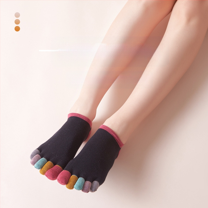 Tiesioginės gamyklinės tarpvalstybinės užsienio prekybos penkių pirštų moteriškos medvilninės vasarinės nematomos trumpos vamzdelio formos kojinės su japoniškomis Mori pirštų kojinėmis