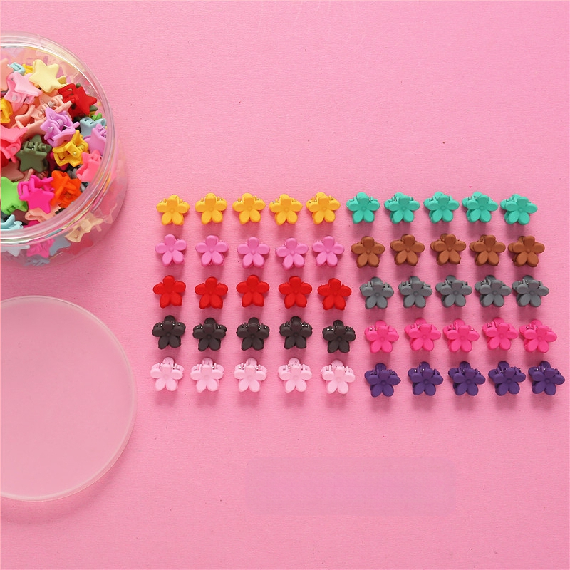 50 konservuotų vaikiškų mažų gėlių formos plaukų segtukų, princesės, mieli galvos apdangalai, kūdikių mergaičių plaukų aksesuarai, animacinių filmukų kirpčiukai, maža segtuko segtukas