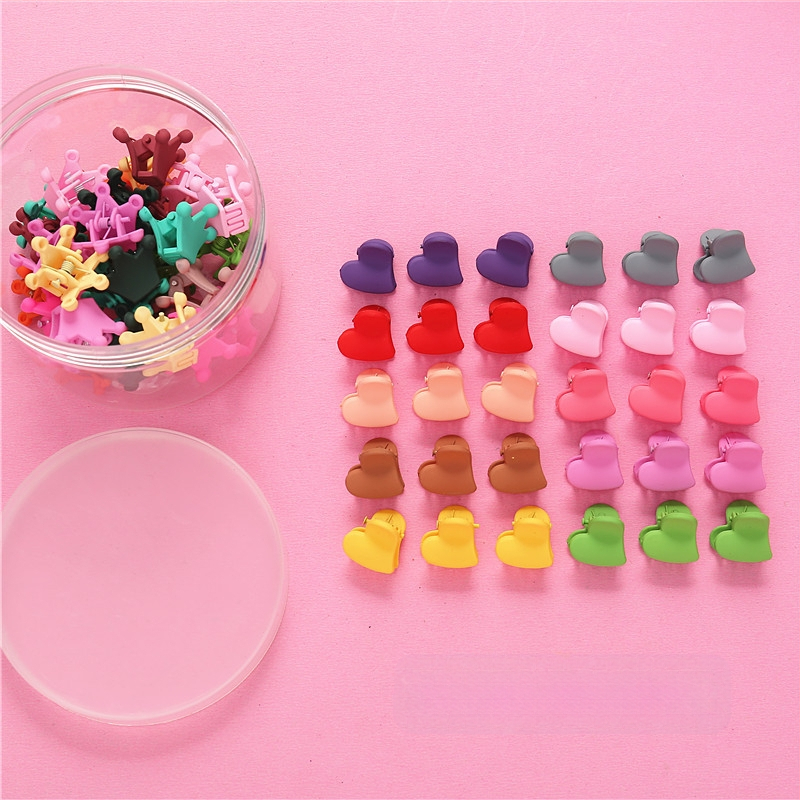 50 konservuotų vaikiškų mažų gėlių formos plaukų segtukų, princesės, mieli galvos apdangalai, kūdikių mergaičių plaukų aksesuarai, animacinių filmukų kirpčiukai, maža segtuko segtukas