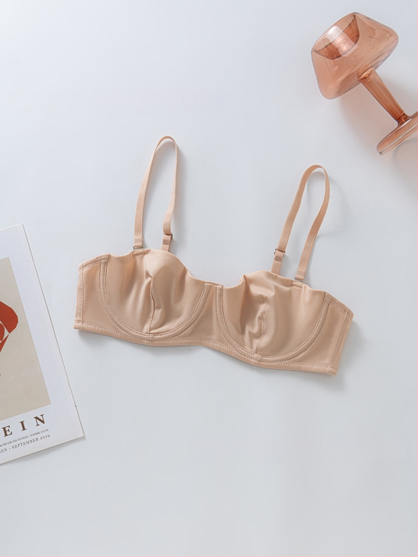 Seksualūs, surinkti apatiniai iš užsienio, temuShein su plieniniais žiedais, moteriškos liemenėlės gamintojai, parduodami didmeninėje prekyboje.