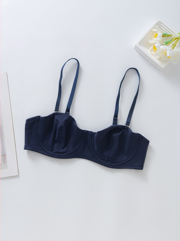 Seksualūs, surinkti apatiniai iš užsienio, temuShein su plieniniais žiedais, moteriškos liemenėlės gamintojai, parduodami didmeninėje prekyboje.