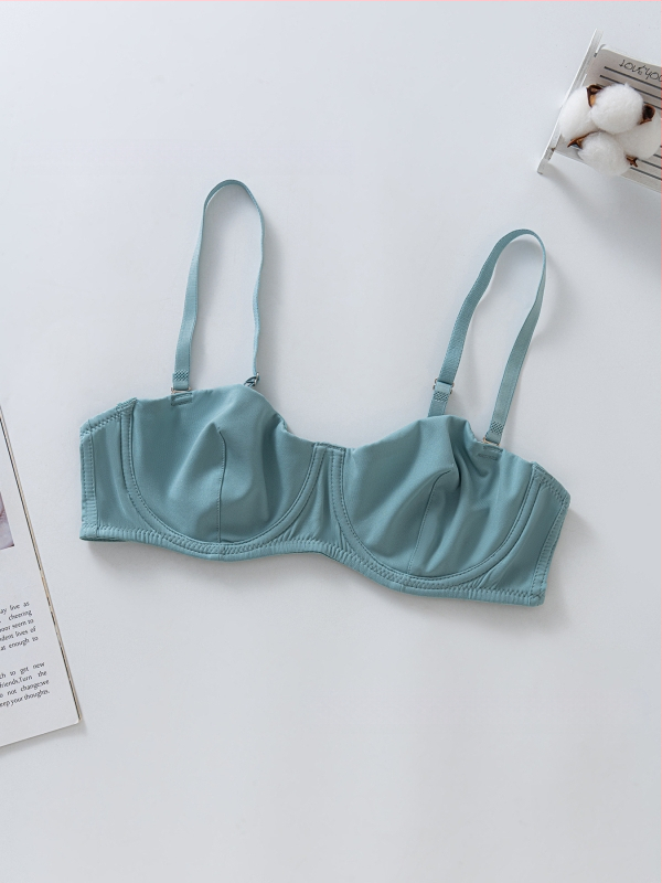 Seksualūs, surinkti apatiniai iš užsienio, temuShein su plieniniais žiedais, moteriškos liemenėlės gamintojai, parduodami didmeninėje prekyboje.